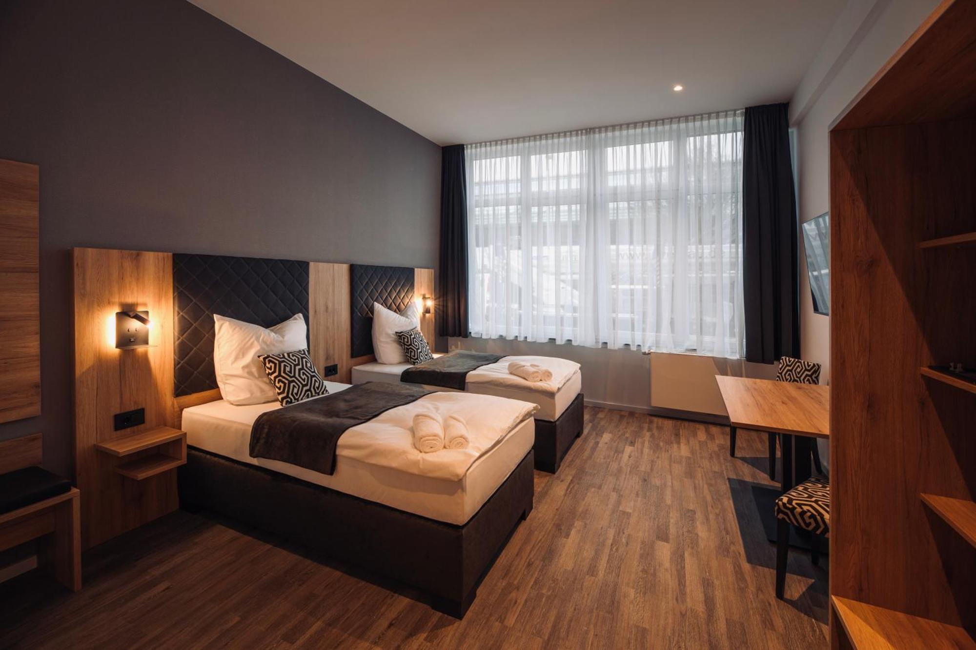 Midoma, Self Check-In Hotel, Hannover Messe Laatzen Exterior foto